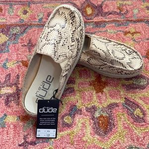 ‘Leopard Beige’ Slip-on Hey Dude’s